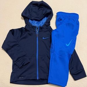 Nike sweatsuit 3T